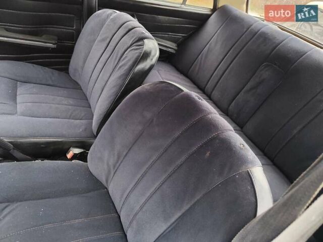 Синий ВАЗ 2106, объемом двигателя 1.6 л и пробегом 77 тыс. км за 650 $, фото 5 на Automoto.ua