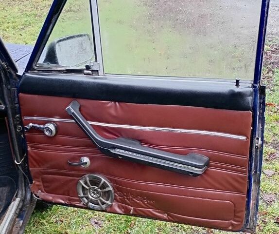 Синій ВАЗ 2106, об'ємом двигуна 1.6 л та пробігом 100 тис. км за 638 $, фото 17 на Automoto.ua