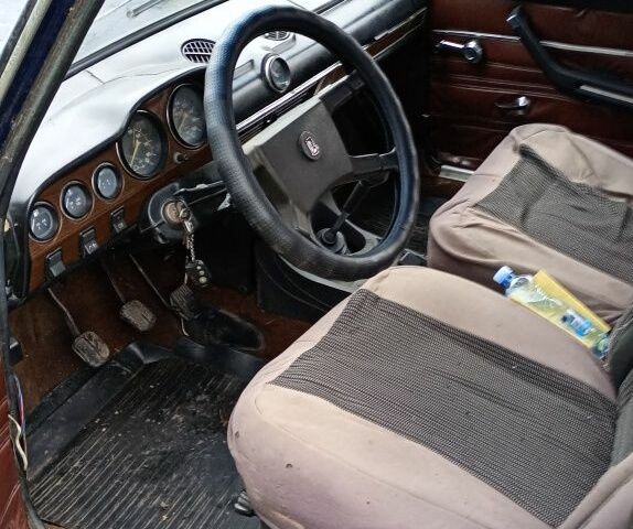 Синій ВАЗ 2106, об'ємом двигуна 1.6 л та пробігом 100 тис. км за 638 $, фото 12 на Automoto.ua
