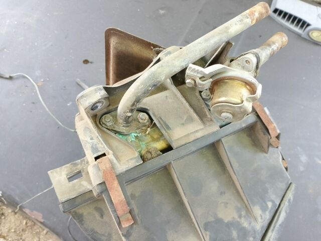 Синий ВАЗ 2106, объемом двигателя 0 л и пробегом 50 тыс. км за 203 $, фото 5 на Automoto.ua