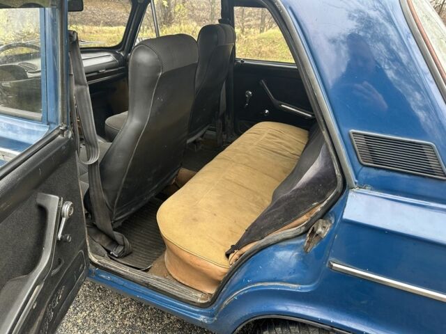 Синій ВАЗ 2106, об'ємом двигуна 1.5 л та пробігом 186 тис. км за 800 $, фото 5 на Automoto.ua