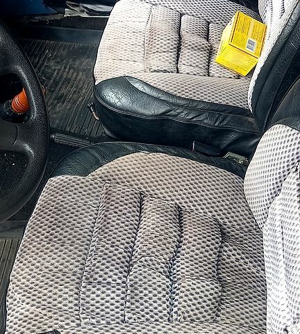 Синий ВАЗ 2106, объемом двигателя 1.3 л и пробегом 0 тыс. км за 1000 $, фото 2 на Automoto.ua