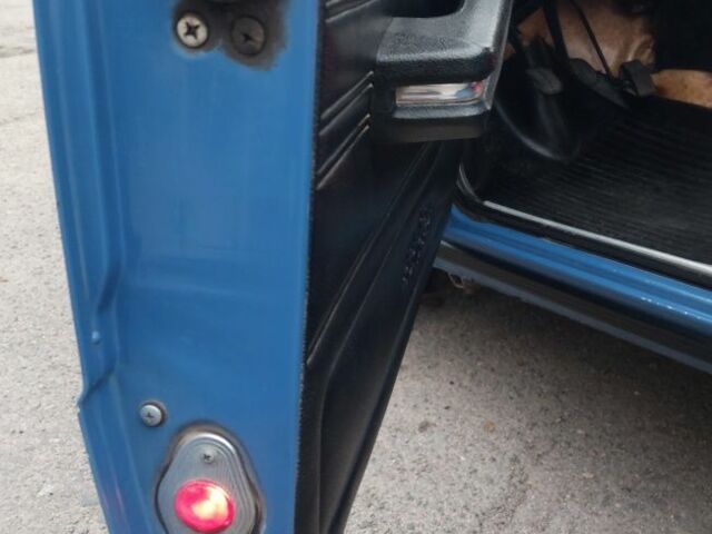 Синій ВАЗ 2106, об'ємом двигуна 1.3 л та пробігом 66 тис. км за 2150 $, фото 9 на Automoto.ua