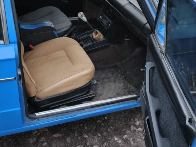 Синий ВАЗ 2106, объемом двигателя 1 л и пробегом 1 тыс. км за 600 $, фото 4 на Automoto.ua