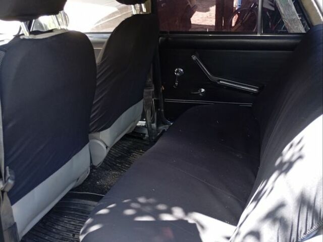 Синий ВАЗ 2106, объемом двигателя 1.3 л и пробегом 810 тыс. км за 883 $, фото 6 на Automoto.ua