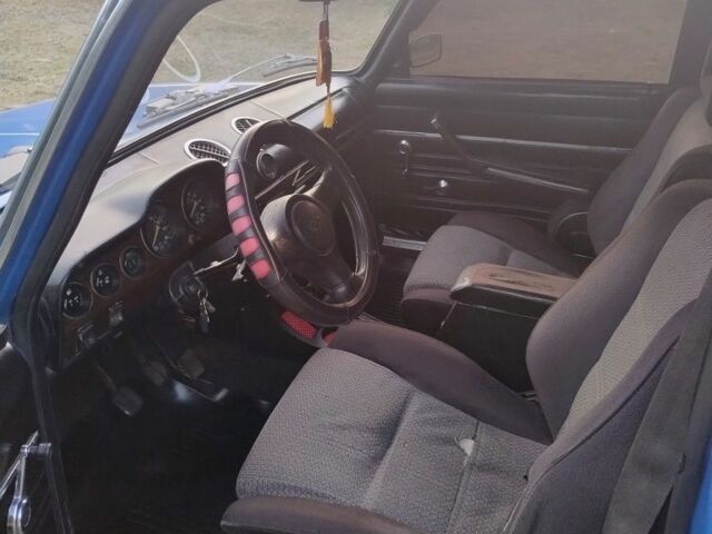 Синий ВАЗ 2106, объемом двигателя 1.3 л и пробегом 1 тыс. км за 950 $, фото 6 на Automoto.ua