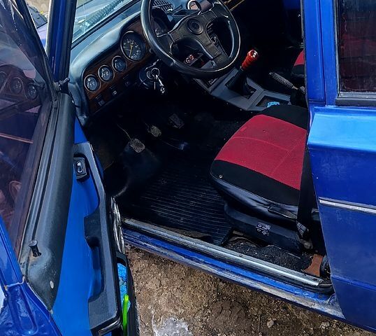 Синий ВАЗ 2106, объемом двигателя 15 л и пробегом 0 тыс. км за 1000 $, фото 8 на Automoto.ua