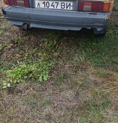 Синий ВАЗ 2106, объемом двигателя 2 л и пробегом 300 тыс. км за 841 $, фото 4 на Automoto.ua
