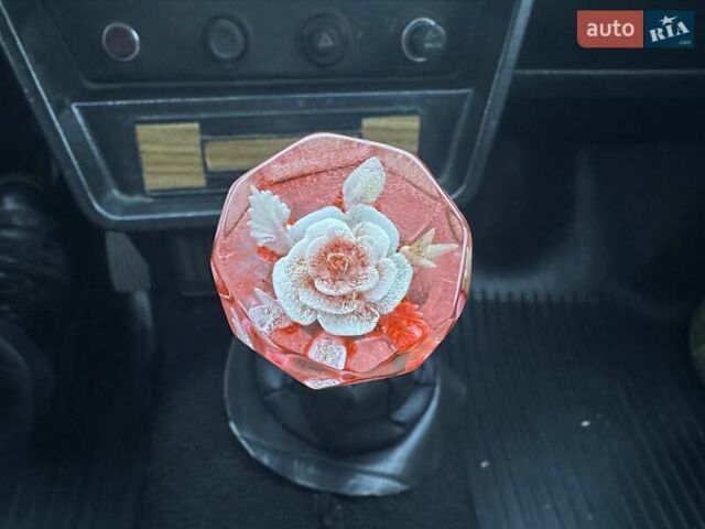 Синий ВАЗ 2106, объемом двигателя 1.29 л и пробегом 67 тыс. км за 2700 $, фото 24 на Automoto.ua