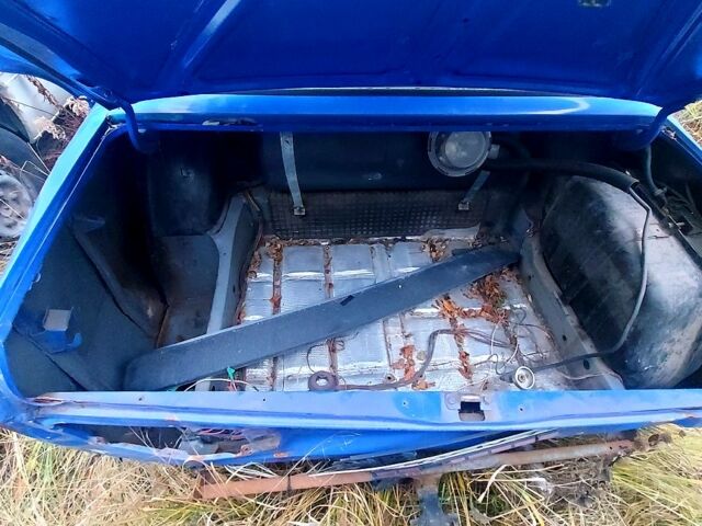 Синій ВАЗ 2106, об'ємом двигуна 1.7 л та пробігом 200 тис. км за 600 $, фото 5 на Automoto.ua