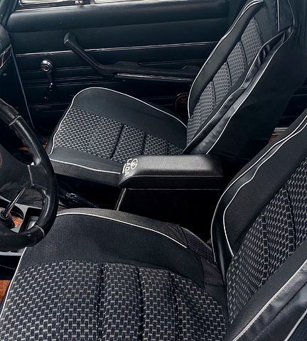 Синий ВАЗ 2106, объемом двигателя 1.6 л и пробегом 250 тыс. км за 700 $, фото 2 на Automoto.ua