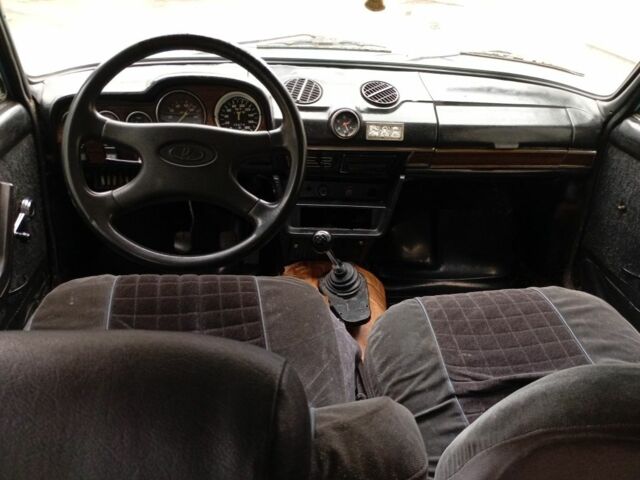 Синий ВАЗ 2106, объемом двигателя 0 л и пробегом 460 тыс. км за 382 $, фото 5 на Automoto.ua