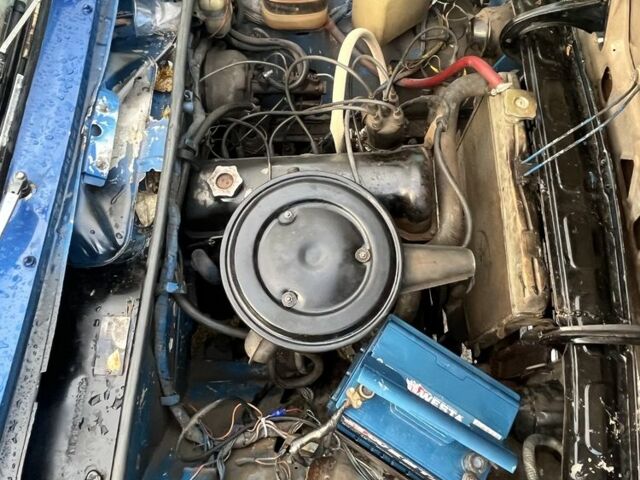 Синий ВАЗ 2106, объемом двигателя 1.5 л и пробегом 270 тыс. км за 603 $, фото 4 на Automoto.ua