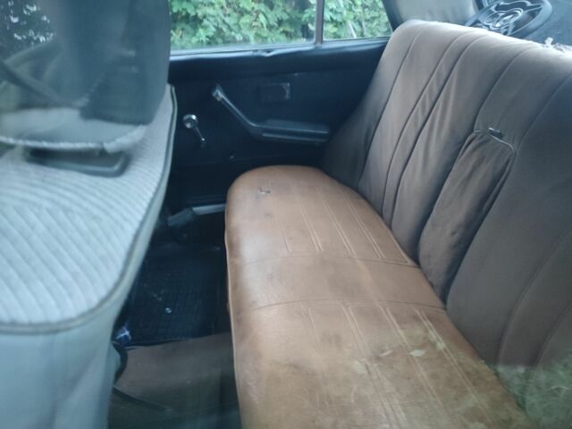 Синій ВАЗ 2106, об'ємом двигуна 1 л та пробігом 1000 тис. км за 428 $, фото 2 на Automoto.ua