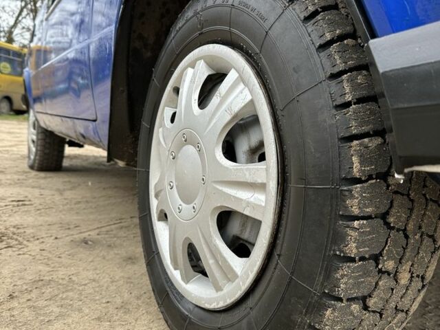 Синий ВАЗ 2106, объемом двигателя 1.5 л и пробегом 100 тыс. км за 592 $, фото 8 на Automoto.ua