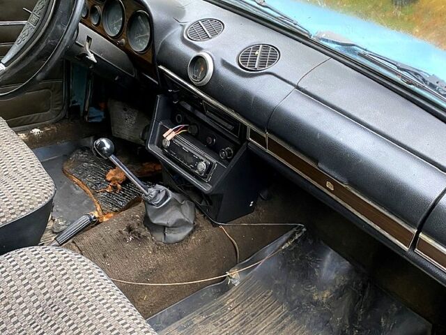 Синий ВАЗ 2106, объемом двигателя 1.3 л и пробегом 155 тыс. км за 720 $, фото 2 на Automoto.ua