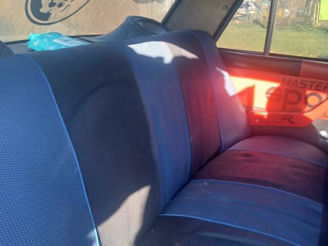 Синий ВАЗ 2106, объемом двигателя 1.3 л и пробегом 2 тыс. км за 600 $, фото 4 на Automoto.ua