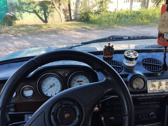 Синий ВАЗ 2106, объемом двигателя 1.2 л и пробегом 3 тыс. км за 393 $, фото 2 на Automoto.ua