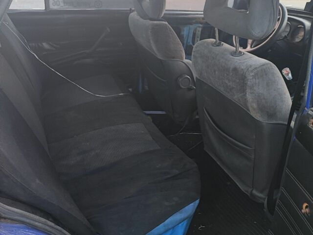 Синий ВАЗ 2106, объемом двигателя 1.3 л и пробегом 200 тыс. км за 538 $, фото 2 на Automoto.ua