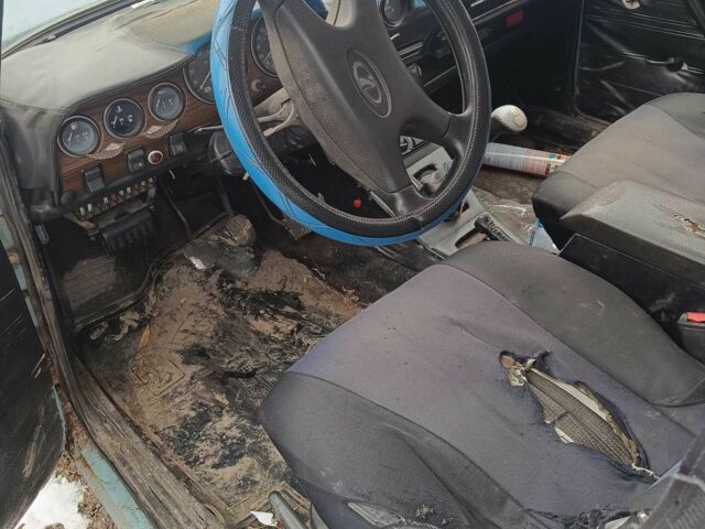 Синий ВАЗ 2106, объемом двигателя 1.3 л и пробегом 55 тыс. км за 238 $, фото 4 на Automoto.ua