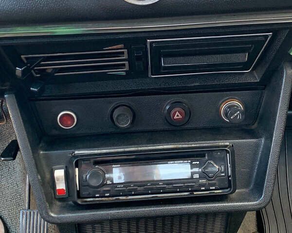 Синий ВАЗ 2106, объемом двигателя 1.29 л и пробегом 102 тыс. км за 1500 $, фото 3 на Automoto.ua