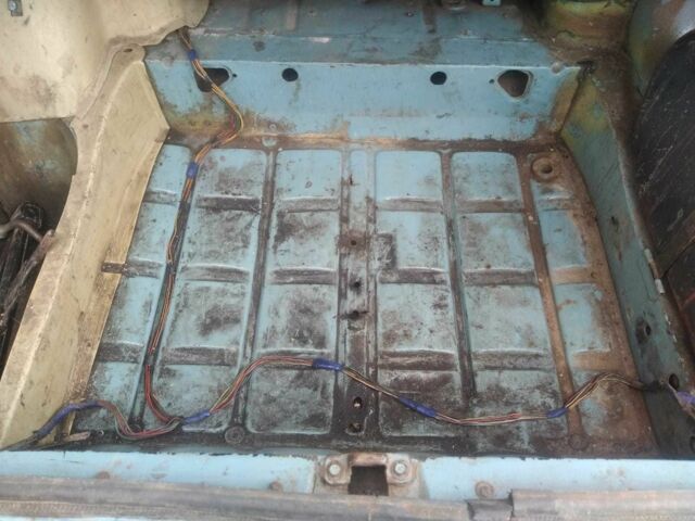 Синий ВАЗ 2106, объемом двигателя 0 л и пробегом 2 тыс. км за 650 $, фото 3 на Automoto.ua