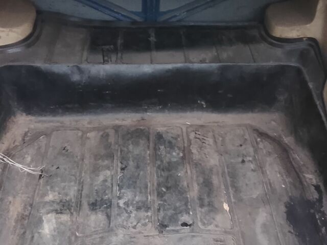 ВАЗ 2106 1991 в Звенигородка на Automoto.ua Синий ВАЗ 2106, объемом двигателя 1.3 л и пробегом 44 тыс. км за 1000 $, фото 10 на Automoto.ua