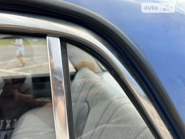 ВАЗ 2106 1991 у Кривому Розі на Automoto.ua Синій ВАЗ 2106, об'ємом двигуна 1.3 л та пробігом 111 тис. км за 3300 $, фото 42 на Automoto.ua