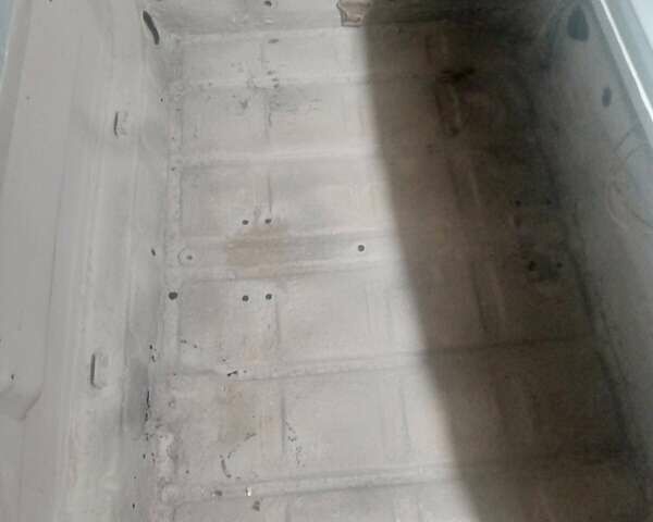 Синий ВАЗ 2106, объемом двигателя 1.3 л и пробегом 257 тыс. км за 1050 $, фото 17 на Automoto.ua