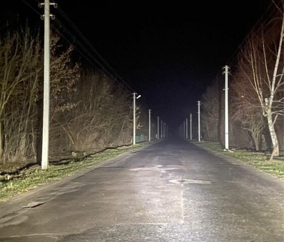 Синий ВАЗ 2106, объемом двигателя 1.3 л и пробегом 100 тыс. км за 887 $, фото 5 на Automoto.ua