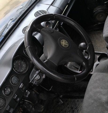 Синий ВАЗ 2106, объемом двигателя 1.6 л и пробегом 300 тыс. км за 521 $, фото 4 на Automoto.ua