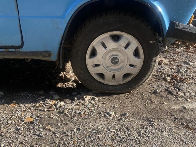 Синий ВАЗ 2106, объемом двигателя 0 л и пробегом 151 тыс. км за 478 $, фото 3 на Automoto.ua