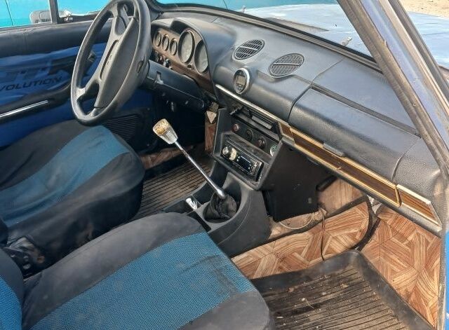 Синий ВАЗ 2106, объемом двигателя 0 л и пробегом 100 тыс. км за 350 $, фото 1 на Automoto.ua