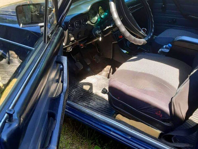 Синий ВАЗ 2106, объемом двигателя 1.5 л и пробегом 0 тыс. км за 1200 $, фото 2 на Automoto.ua