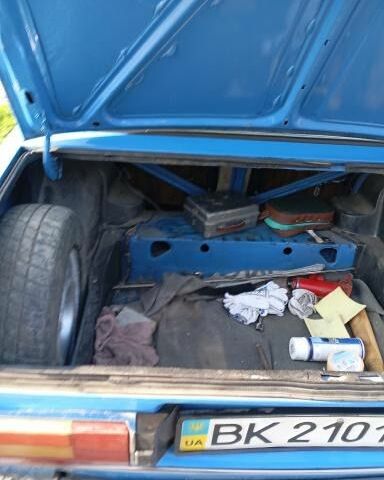 Синий ВАЗ 2106, объемом двигателя 1.3 л и пробегом 150 тыс. км за 550 $, фото 6 на Automoto.ua