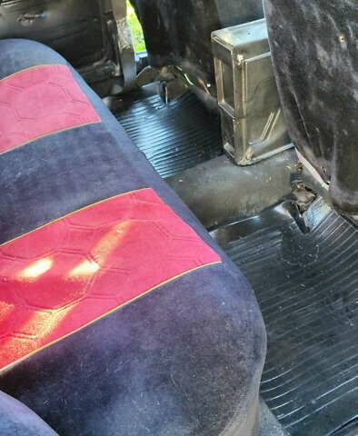 Синій ВАЗ 2106, об'ємом двигуна 1.3 л та пробігом 700 тис. км за 827 $, фото 4 на Automoto.ua