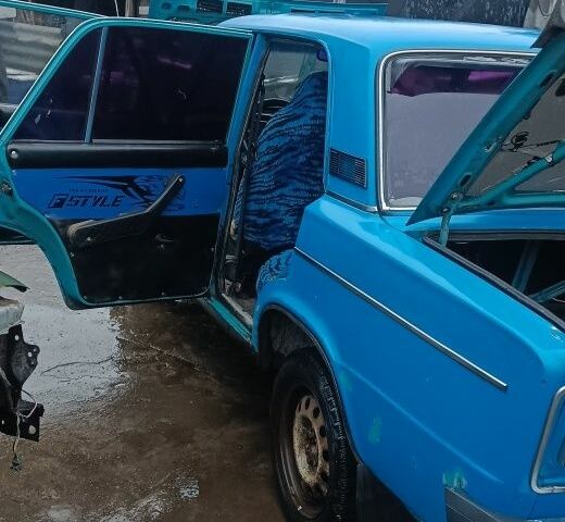 Синий ВАЗ 2106, объемом двигателя 1.6 л и пробегом 222 тыс. км за 500 $, фото 2 на Automoto.ua