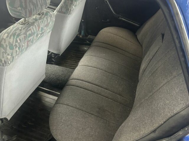 Синий ВАЗ 2106, объемом двигателя 1.6 л и пробегом 100 тыс. км за 700 $, фото 6 на Automoto.ua