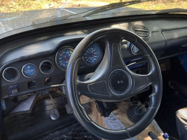 Синий ВАЗ 2106, объемом двигателя 1.6 л и пробегом 200 тыс. км за 900 $, фото 4 на Automoto.ua