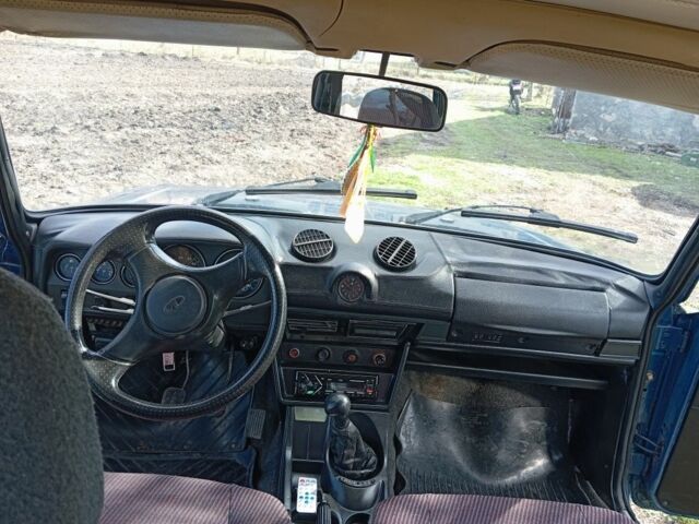 Синий ВАЗ 2106, объемом двигателя 1 л и пробегом 77 тыс. км за 1250 $, фото 6 на Automoto.ua