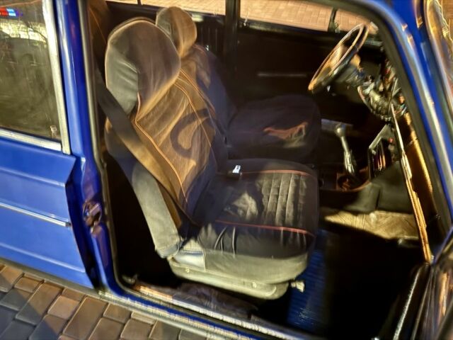 Синий ВАЗ 2106, объемом двигателя 1.6 л и пробегом 187 тыс. км за 799 $, фото 5 на Automoto.ua