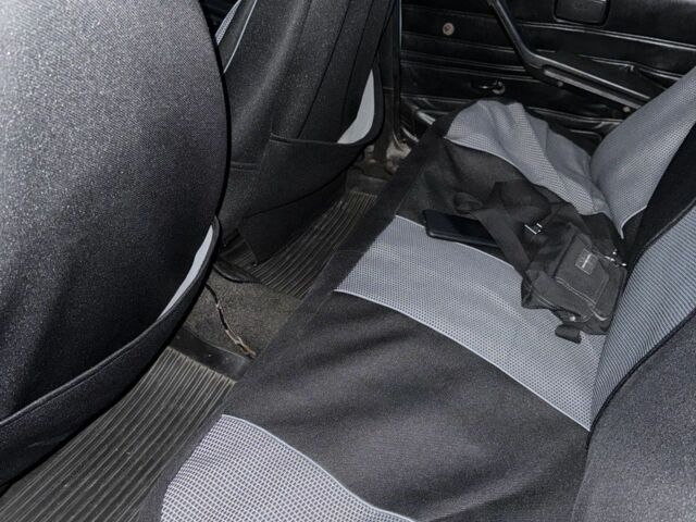 Синій ВАЗ 2106, об'ємом двигуна 1.5 л та пробігом 259 тис. км за 593 $, фото 8 на Automoto.ua