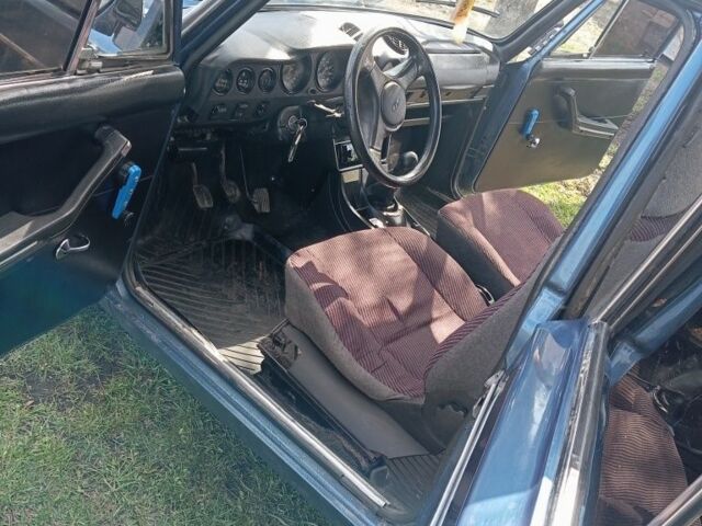 Синий ВАЗ 2106, объемом двигателя 1 л и пробегом 77 тыс. км за 1250 $, фото 8 на Automoto.ua