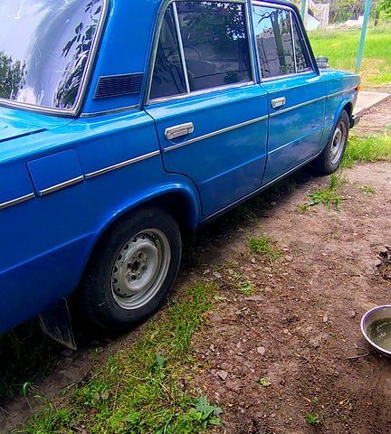Синий ВАЗ 2106, объемом двигателя 1.5 л и пробегом 211 тыс. км за 1000 $, фото 1 на Automoto.ua