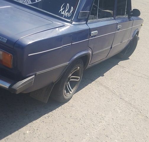 Синий ВАЗ 2106, объемом двигателя 1.3 л и пробегом 1000 тыс. км за 1100 $, фото 6 на Automoto.ua