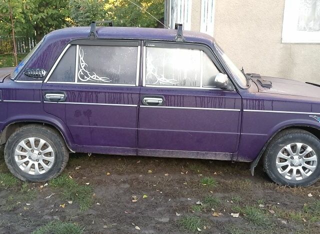 Синій ВАЗ 2106, об'ємом двигуна 1.5 л та пробігом 300 тис. км за 768 $, фото 1 на Automoto.ua