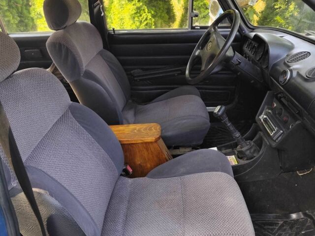 Синий ВАЗ 2106, объемом двигателя 0 л и пробегом 5 тыс. км за 486 $, фото 4 на Automoto.ua