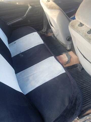 Синий ВАЗ 2106, объемом двигателя 1.3 л и пробегом 770 тыс. км за 1100 $, фото 4 на Automoto.ua