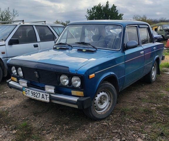 Синий ВАЗ 2106, объемом двигателя 1.5 л и пробегом 139 тыс. км за 1100 $, фото 2 на Automoto.ua