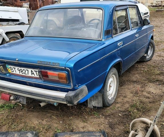 Синий ВАЗ 2106, объемом двигателя 1.5 л и пробегом 139 тыс. км за 1100 $, фото 4 на Automoto.ua